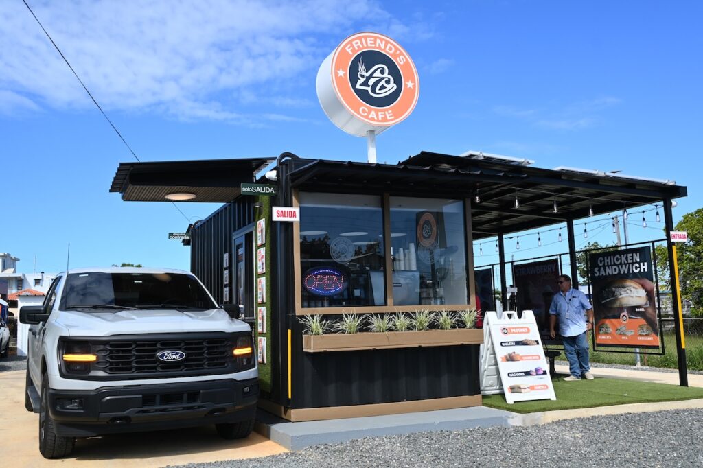Friend's Café Aguadilla 2